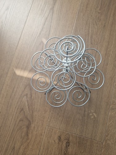 Metal cupcake stand for bakers - metal,