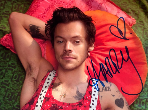 Harry styles signed 8x10 - styles, 8x10"