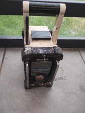 Makita BMR101 Digital  Audio Site Radio
