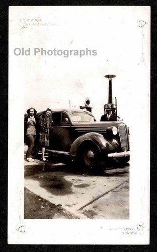Car sinclair gas pumps - @,