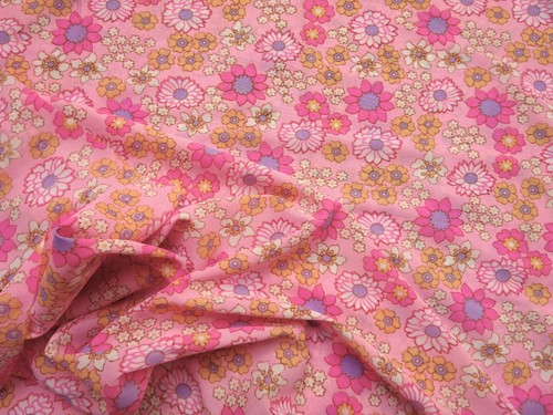 Peachy pink daisy dress fabric - peachy,