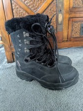 Hi-Tec Size 6-7 Black Fur