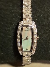 Accurist LB1264 8009 Ladies Diamanté Bracelet Quartz Watch New Battery Working