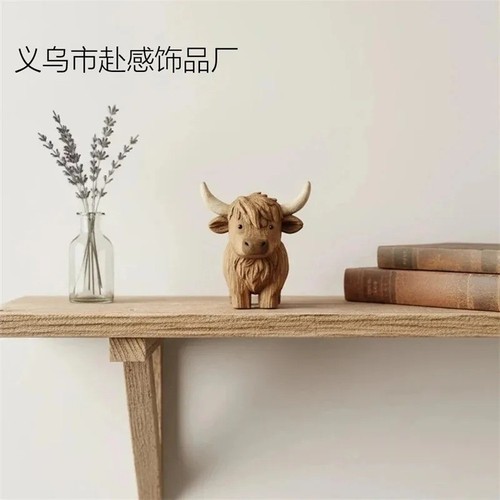 Highland cow statue - cow,
