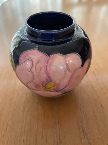 Art pottery vase ginger - pottery,