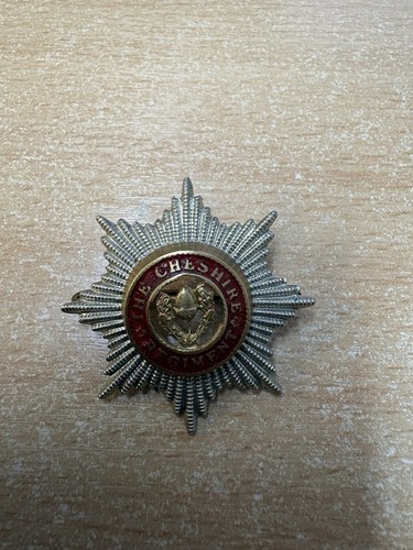 British army cap badge - badge, for