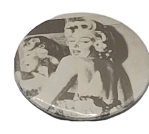 Marilyn monroe button badge - monroe,