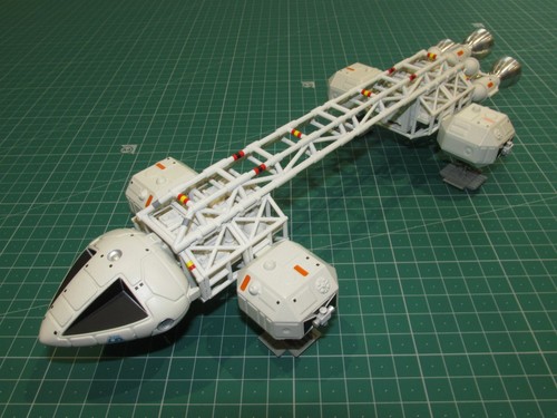 Sixteen space 1999 - 12, eagle