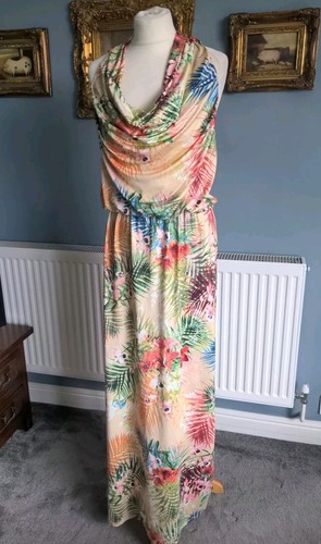 Amy childs tropical hawian - amy,