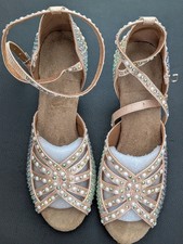 Rosefinch rhinestone