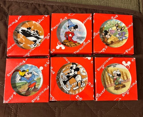 Vtg walt disney miniature - walt,
