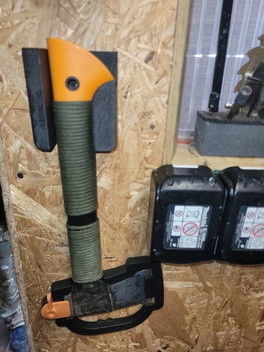 Fiskas axe holder - fiskas, mount