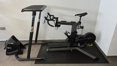 Wahoo kickr bike - v1, trainer
