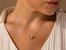INFINITY NECKLACE INTERLOCKING