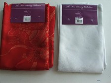 CHRISTMAS DESIGN TABLE CLOTHS & RUNNERS  RECTANGULAR various sizes RED or WHITE