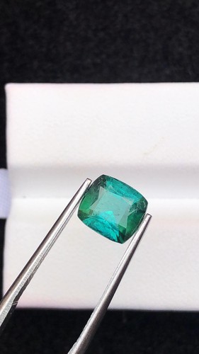 95ct natural mint green - 1.95ct,