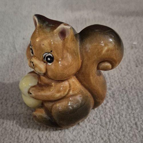 Ceramic pottery squirrel - ceramic/pottery,