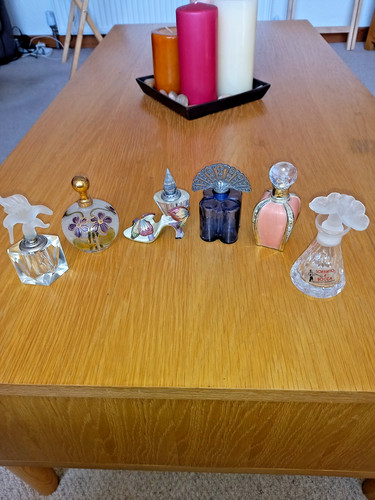 Lovely lot collectable - lovely,