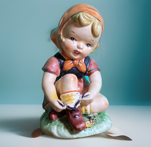 Vtg bavarian girl tying - vtg,