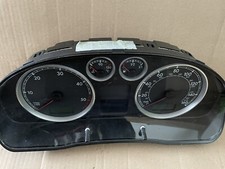 3B0920937A 110080198  Volkswagen Passat B55 Instrument Cluster Tacho Speedo Mete