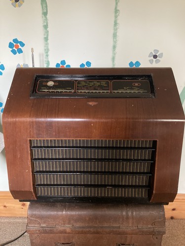 Vintage valve wooden - , radio