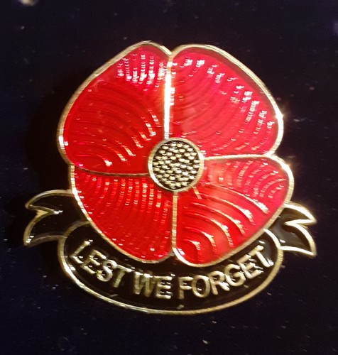 Red ripple lest remembrance - red,