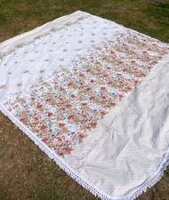 Vintage 100% Cotton Double Bedspread Cottagecore Vgc Tassles 1970's 220 X 250cms