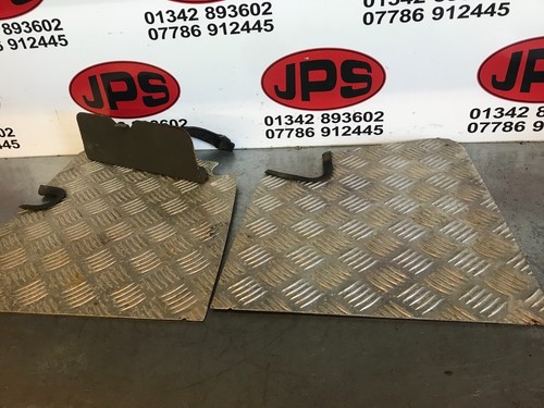 Pair aluminium under - of,