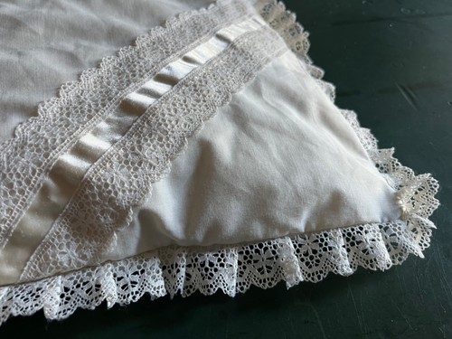 Small vintage white ribbon - small,