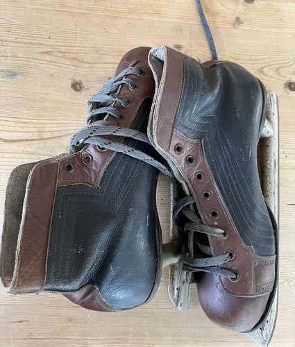 3pairs vintage skates - 3pairs,