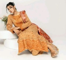  Pakistani Dress designer