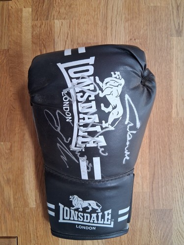 Lonsdale boxing glove - lonsdale,