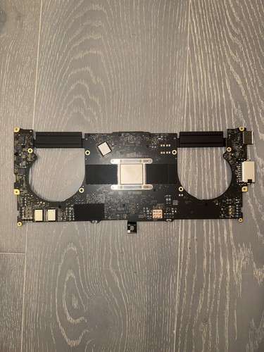 Macbook pro 18gb - 14”, m3