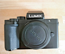 Panasonic LUMIX DC-G100 20.3MP