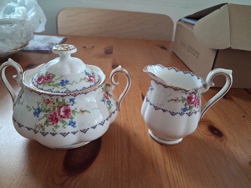 Vintage royal albert - vintage,