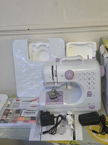 Sewing machine - sewing,