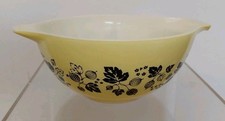 Vintage Pyrex Yellow Black