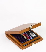 Derwent Watercolour Collection Wooden Box