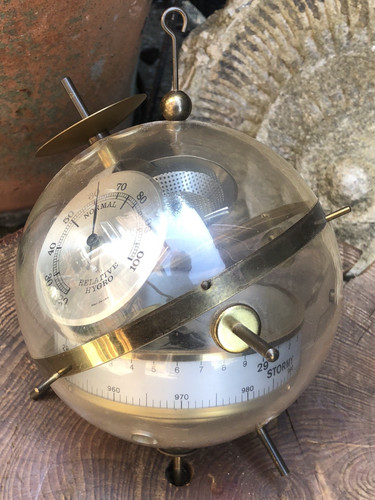 Bgm weather station vintage - weather,