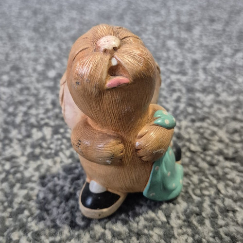 Pendelfin rabbit figurine - rabbit,