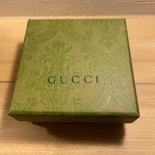 Gucci dog tag alphabet charm - dog,