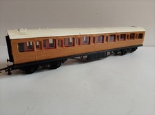 GRAFAR OO Gauge LNER Teak Corridor Compartment  Coach