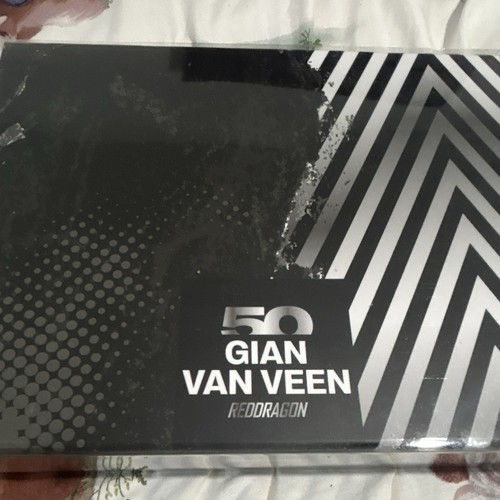 Brand new rare gian van - rare,