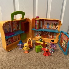 Furchester Hotel Sesame Street