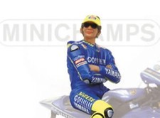 1:12th Rossi FIGURE Valentino MotoGP 2004 MINICHAMPS 312 040046 SITTING