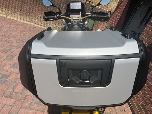 Bmw r1300gs vario top box - top,