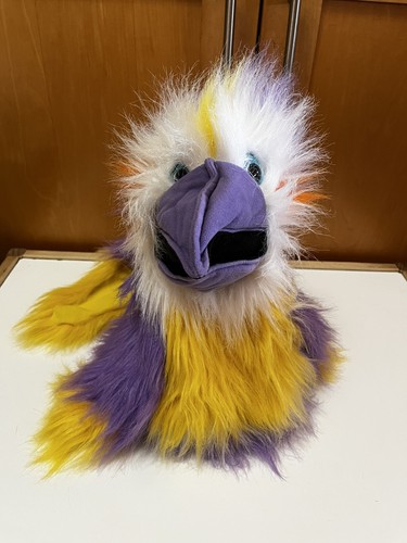 The puppet company squeaking - puppet,