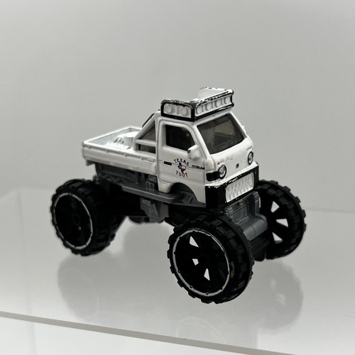 Hot wheels mazda autozam - hot, white