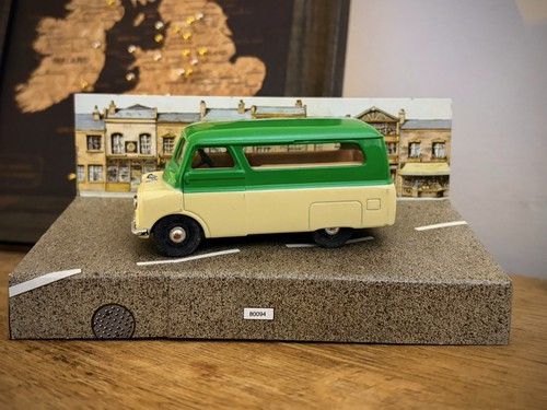 Corgi classic models bedford - classic,