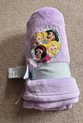 Bnwt disney official - bnwt,